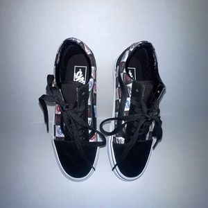 NWOT - Meet Me in the Middle Old Skool Vans